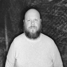 Portrait of Aaron Sarlo