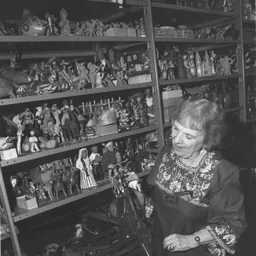 Portrait of Theresa Caplan