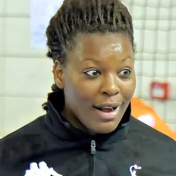 Portrait of Laura Kamdop