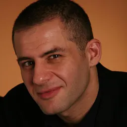 Portrait of Ronn Torossian