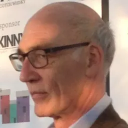 Portrait of Iain Pears