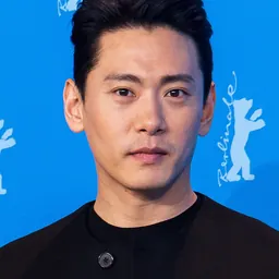 Portrait of Yoo Teo