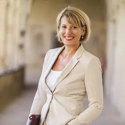 Portrait of Jill Morris