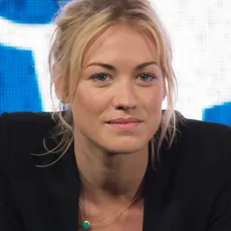 Portrait of Yvonne Strahovski