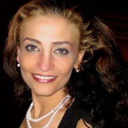 Portrait of Lily Mazahery