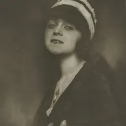 Portrait of Ria Jende