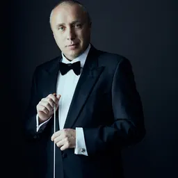 Portrait of Michael Yanis