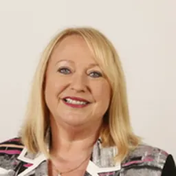 Portrait of Alison Harris