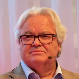 Portrait of Ronald Stade