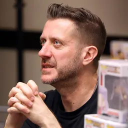 Portrait of Darren Dunstan