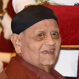 Portrait of Dinyar Contractor