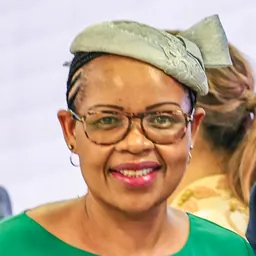Portrait of Nthomeng Majara
