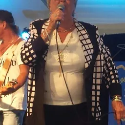 Portrait of Julie Daraiche