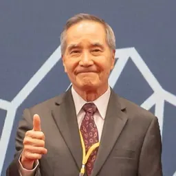 Portrait of Burn-Jeng Lin