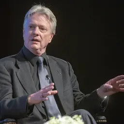 Portrait of Roger D. Launius