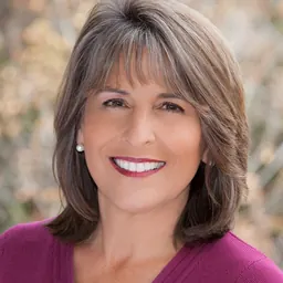 Portrait of Lorie Zapf