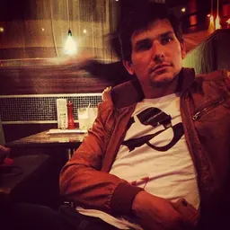 Portrait of Alan Estrada