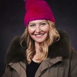 Portrait of Stephanie Moore