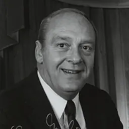 Portrait of Dean Gallo