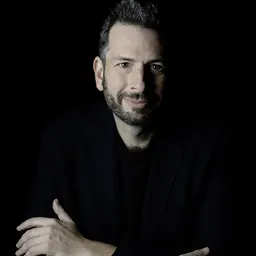 Portrait of Blaise Agüera y Arcas