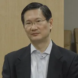 Portrait of Chartsiri Sophonpanich