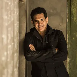 Portrait of Omung Kumar