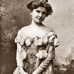 Portrait of Christie MacDonald