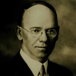 Portrait of Lynn Hornor