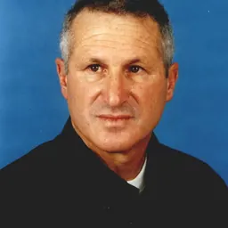 Portrait of Yossi Ben-Artzi