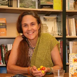 Portrait of Naomi Shihab Nye