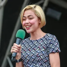 Portrait of Jodi Santamaria
