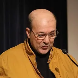 Portrait of Khalid Amine