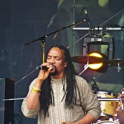 Portrait of Glen Washington