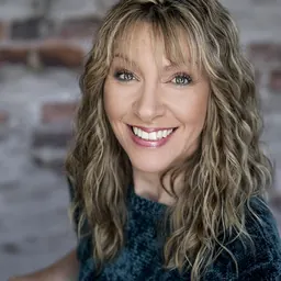 Portrait of April Phillips