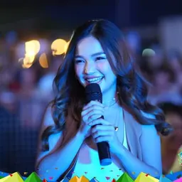 Portrait of Xyriel Manabat