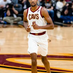 Portrait of Evan Mobley