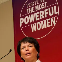 Portrait of Debra Lee