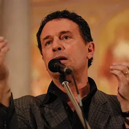 Portrait of Danny Maseng