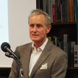 Portrait of Derek Leebaert