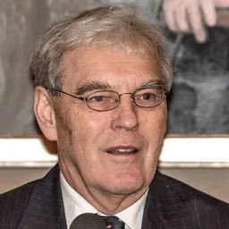 Portrait of Richard Henderson