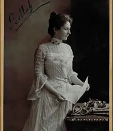 Portrait of Izabella Kuliffay