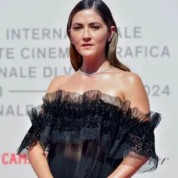 Portrait of Isabelle Fuhrman