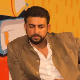 Portrait of Raghu Karnad