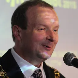 Portrait of Chris O'Leary