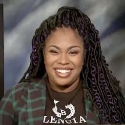 Portrait of Angie Thomas