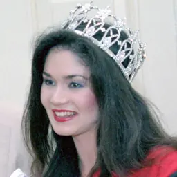 Portrait of Mai Shanley