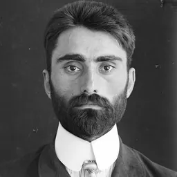 Portrait of Noe Khomeriki