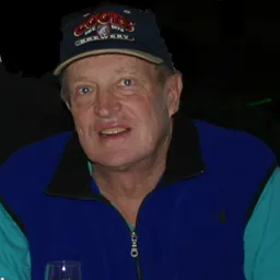 Portrait of Mike Larrabee