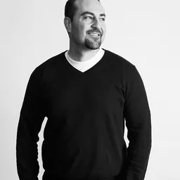 Portrait of Kevin Weaver