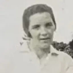 Portrait of Lizzy Ashcroft